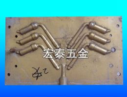 铝型板10